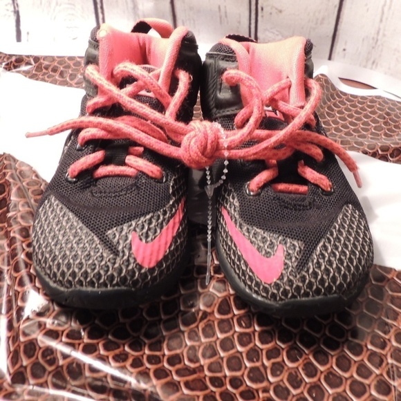 NIKE LEBRON XII 12 Baby Boy 👞 685185-302 black p3 - Picture 1 of 6